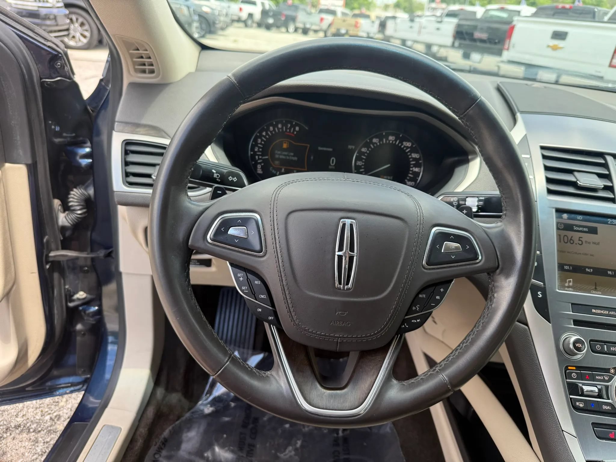 Used 2017 Lincoln MKZ Select FWD image 19