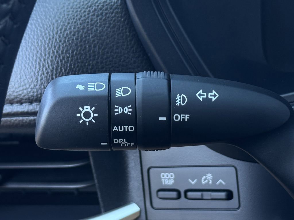 Used 2025 Toyota Grand Highlander Limited image 22