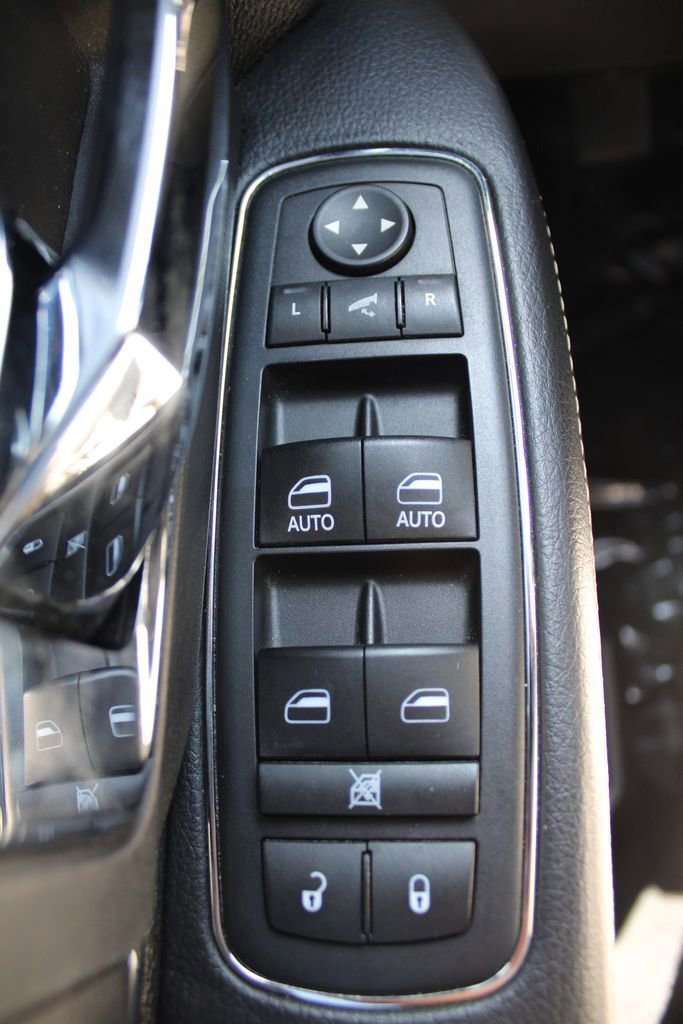 Used 2016 RAM 2500 Laramie image 22