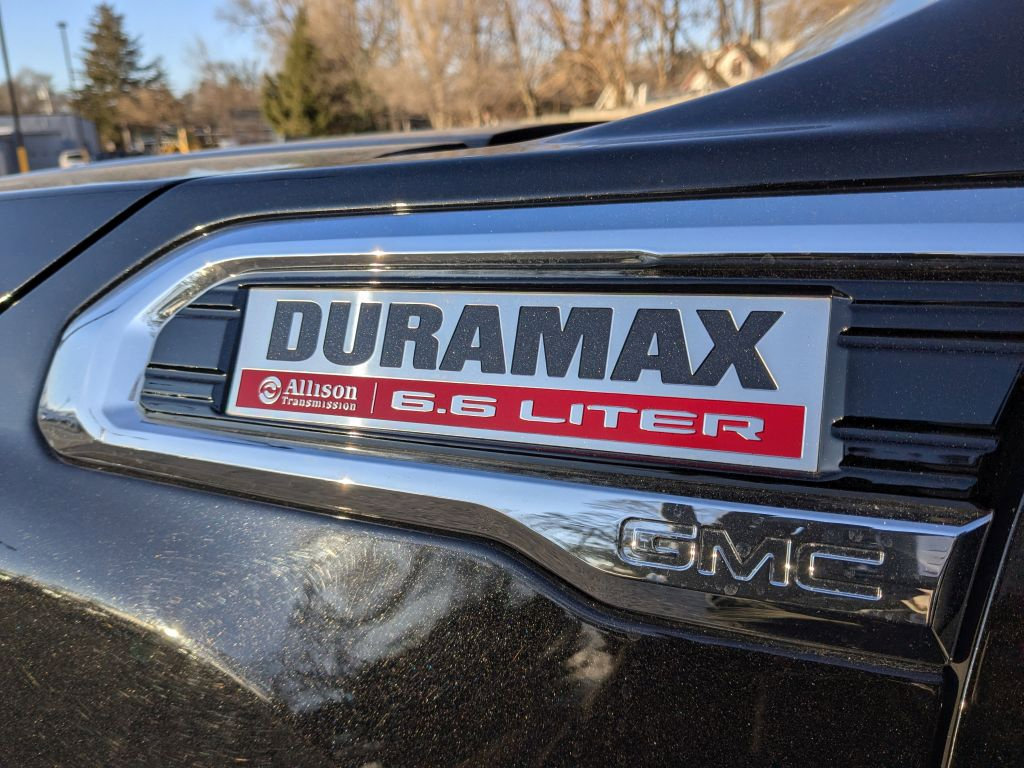 Certified 2022 GMC Sierra 3500 Denali w/ Denali Black Diamond Edition image 39