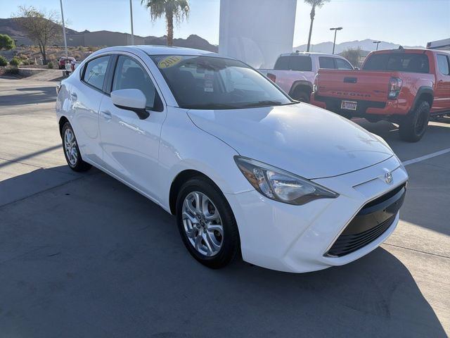 Used 2017 Toyota Yaris iA FWD image 3