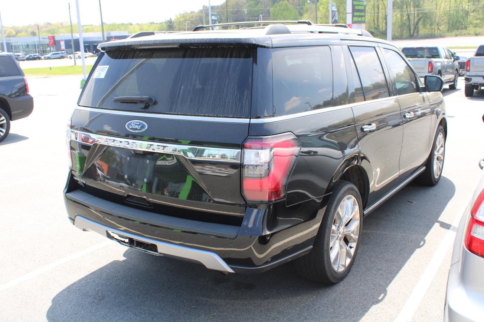 Used 2018 Ford Expedition Limited w/ Equipment Group 302A image 4