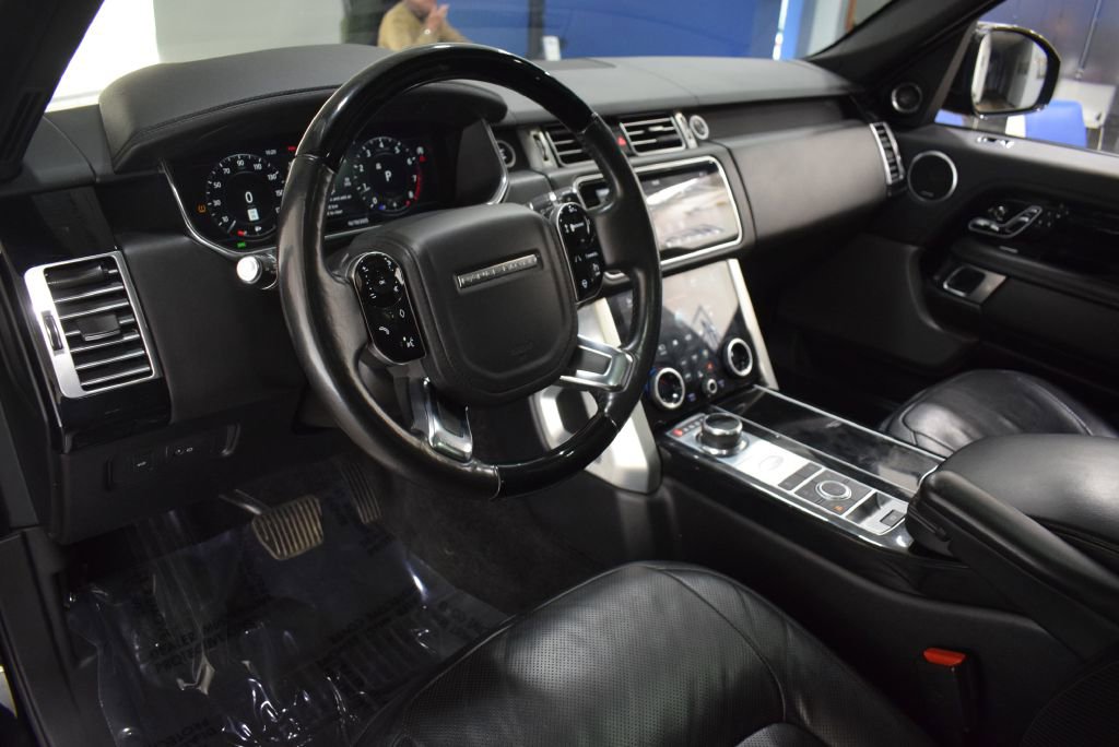 Used 2019 Land Rover Range Rover Long Wheelbase Supercharged image 9