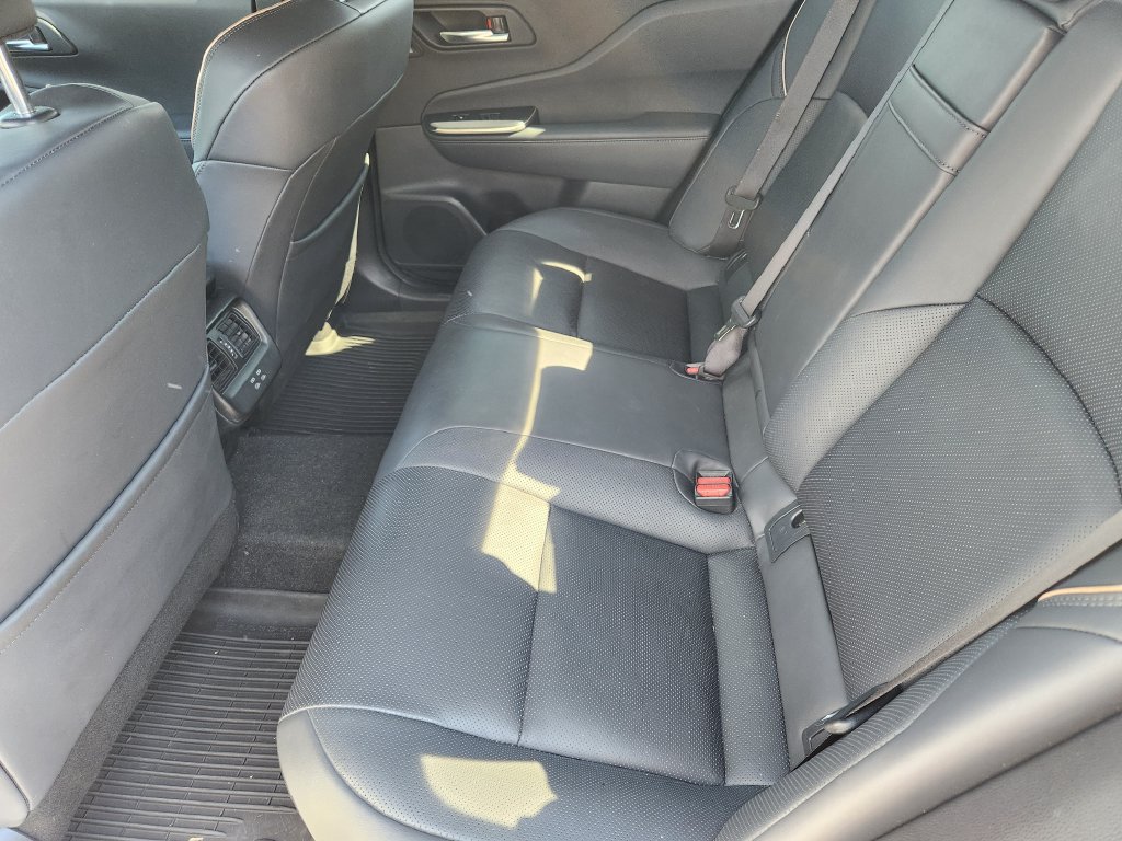 Used 2023 Toyota Crown Platinum AWD/4WD image 25