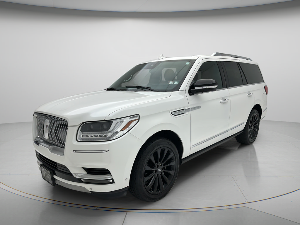 Used 2020 Lincoln Navigator Reserve w/ Luxury Package AWD/4WD image 3