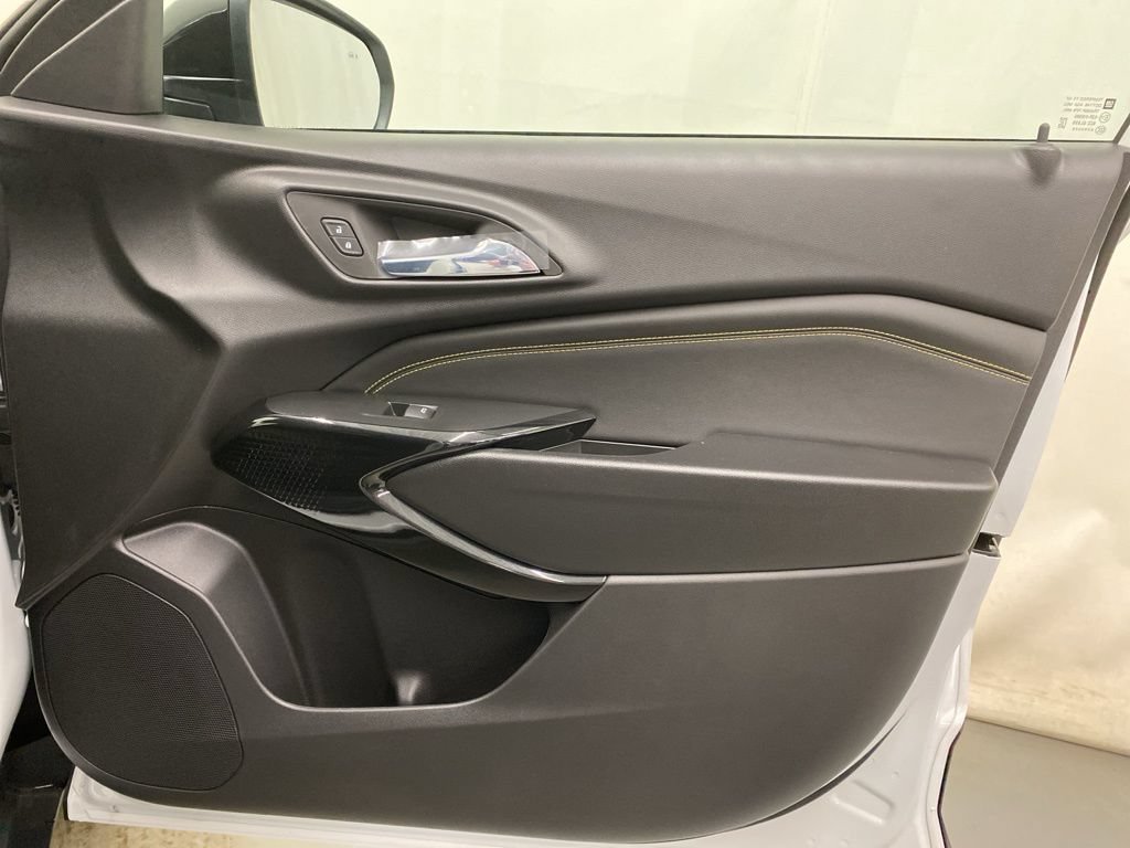 New 2026 Chevrolet Trax LT w/ Driver Confidence Package FWD image 11