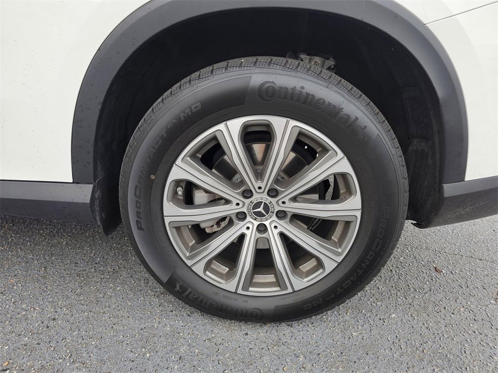 Certified 2024 Mercedes-Benz GLC 300 4MATIC image 11
