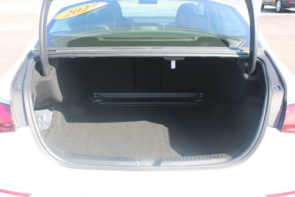 Used 2025 Mercedes-Benz E 350 Sedan image 14