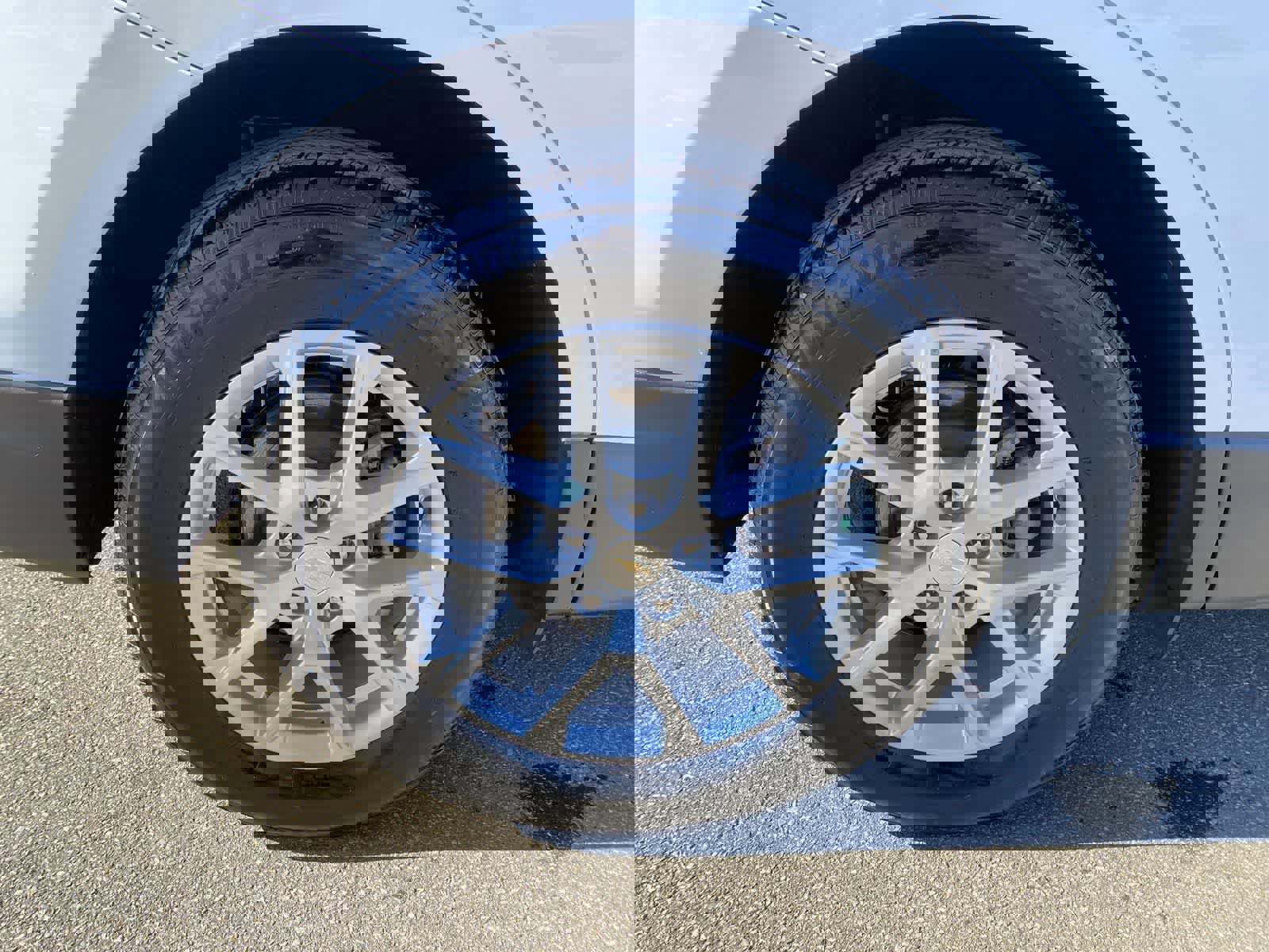 Used 2024 Chevrolet Equinox LT image 16