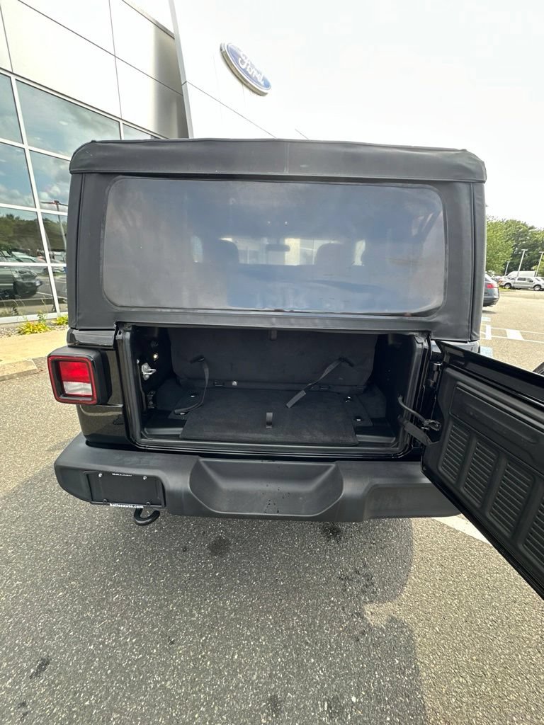 Used 2023 Jeep Wrangler Sport AWD/4WD image 7