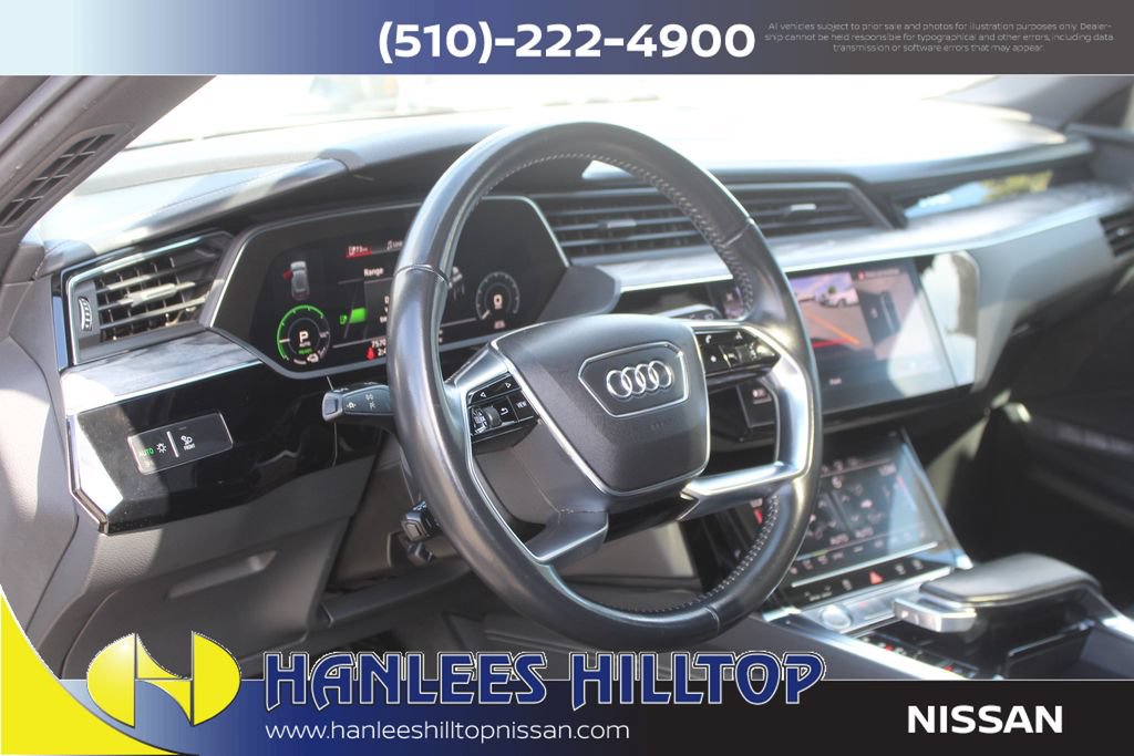 Used 2019 Audi e-tron Prestige w/ Prestige Package AWD/4WD image 12