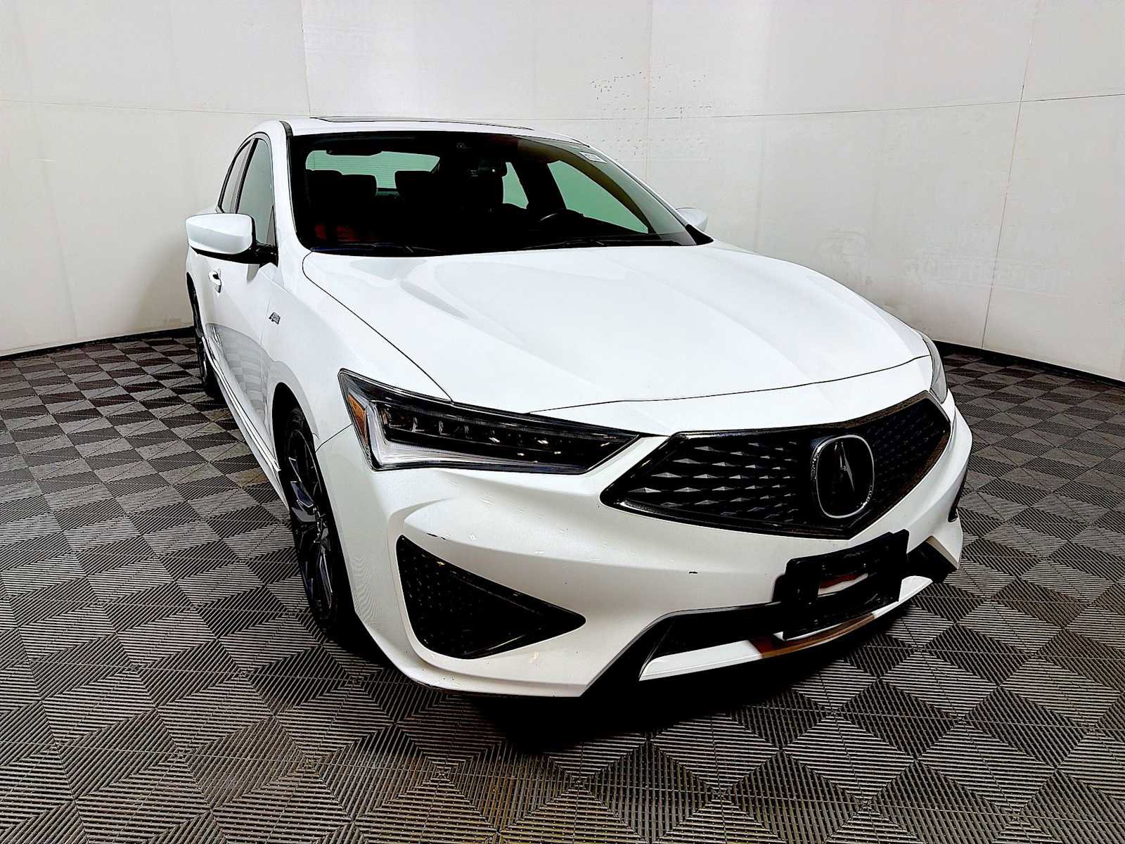 Used 2020 Acura ILX w/ Premium & A-SPEC Package image 2
