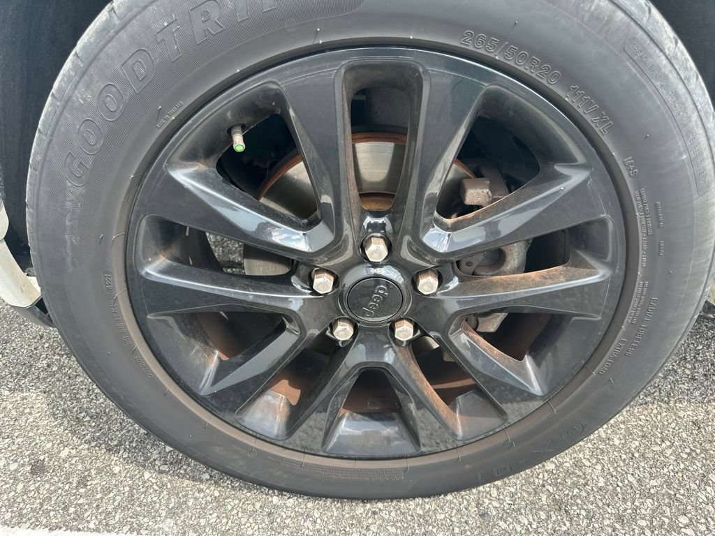 Used 2018 Jeep Grand Cherokee Altitude AWD/4WD image 44