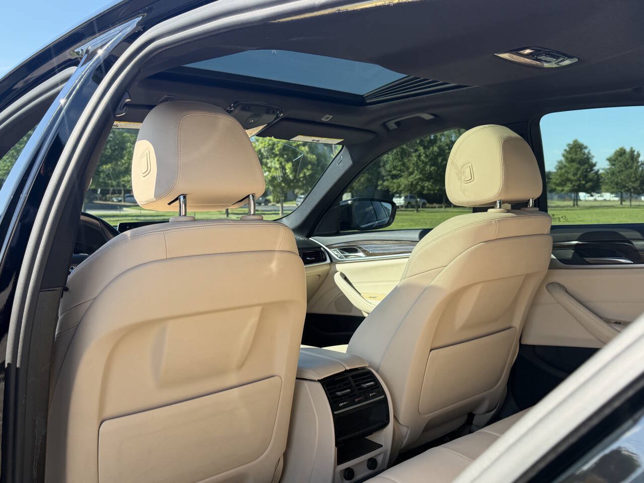 Used 2017 BMW 530i RWD image 17