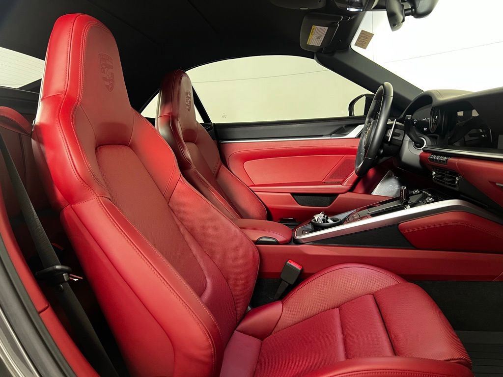 Certified 2020 Porsche 911 Carrera 4S image 25