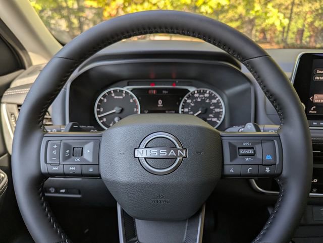 New 2026 Nissan Rogue SV image 25