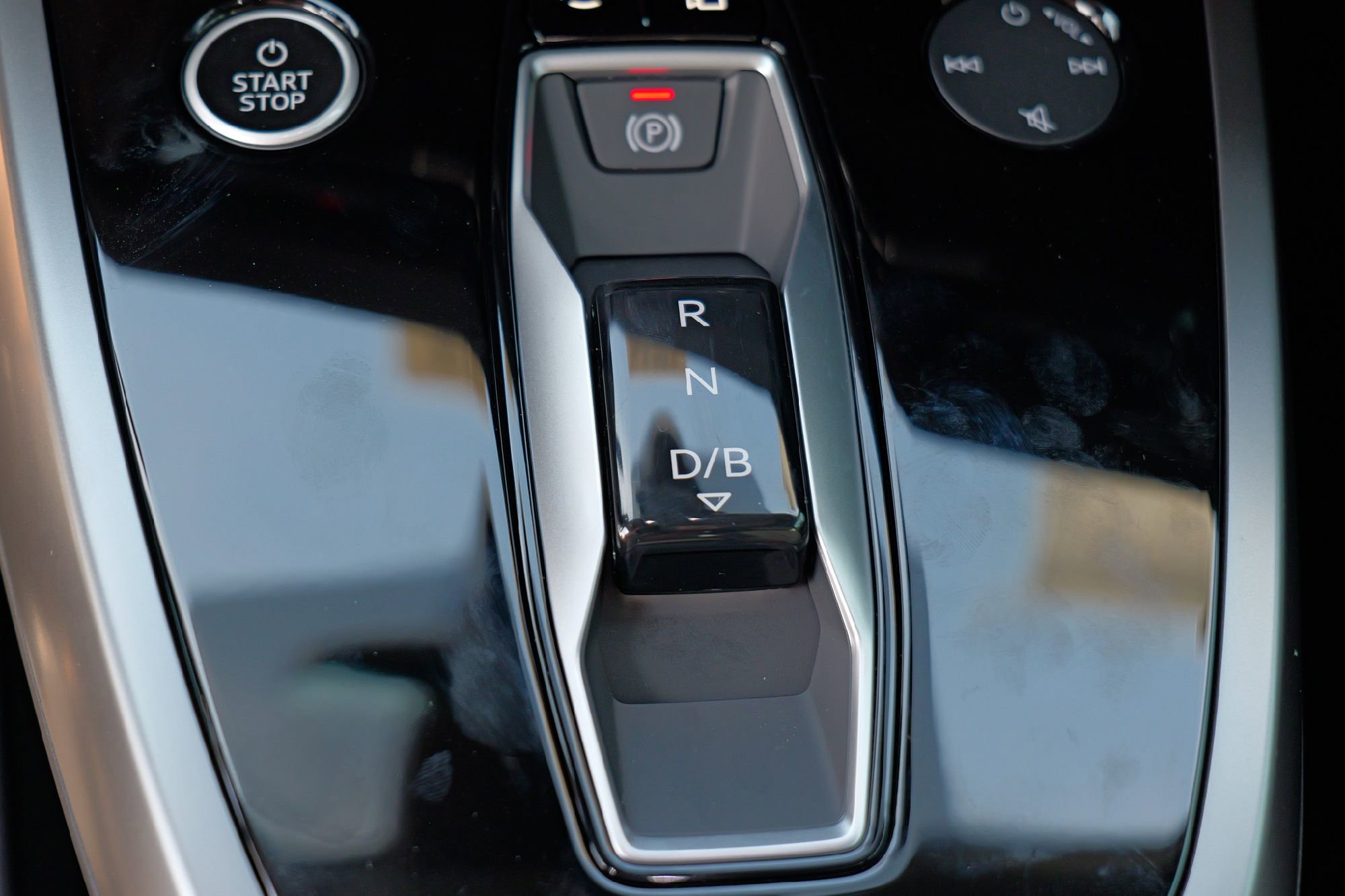 New 2026 Audi Q4 e-tron Premium Plus image 19