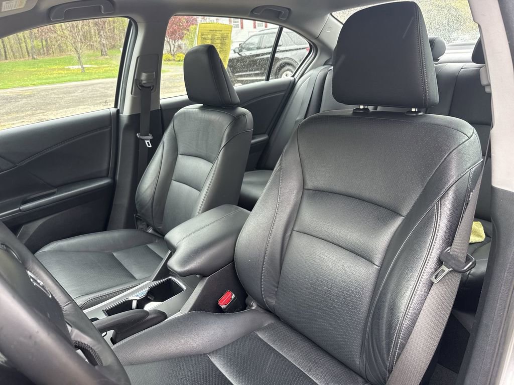 Used 2015 Honda Accord EX-L image 11