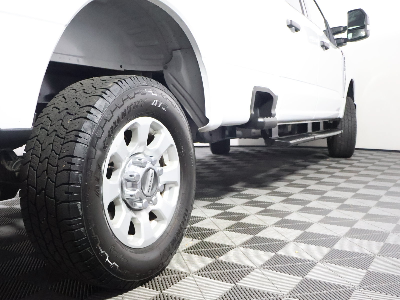 Used 2024 Ford F250 XLT AWD/4WD image 10