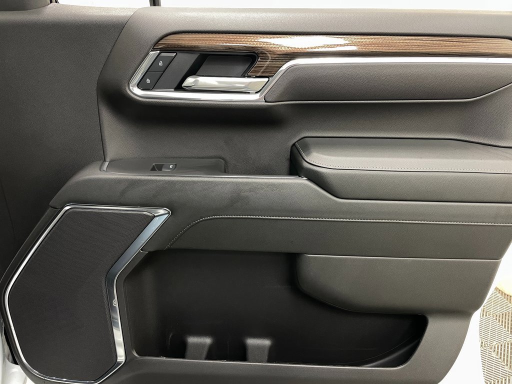 Certified 2025 Chevrolet Silverado 1500 LT image 37