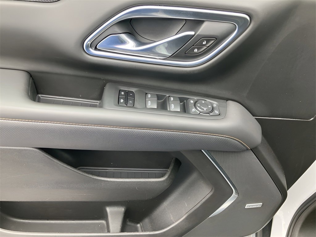 Used 2021 GMC Yukon XL AT4 w/ AT4 Premium Plus Package image 42