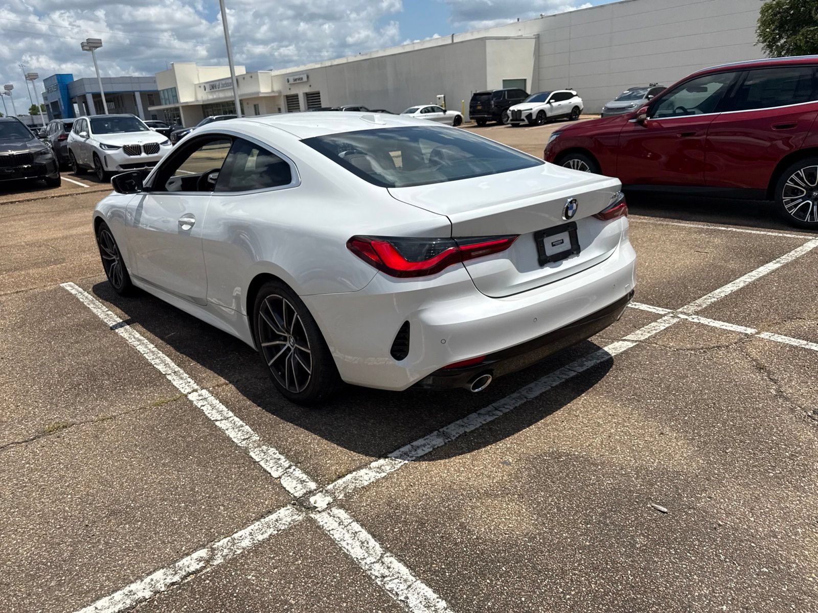 Used 2024 BMW 430i Coupe w/ Convenience Package RWD image 7