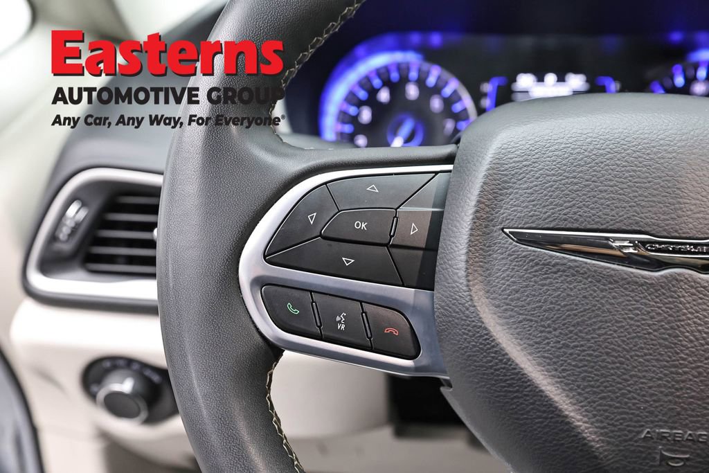 Used 2023 Chrysler Voyager LX FWD image 15