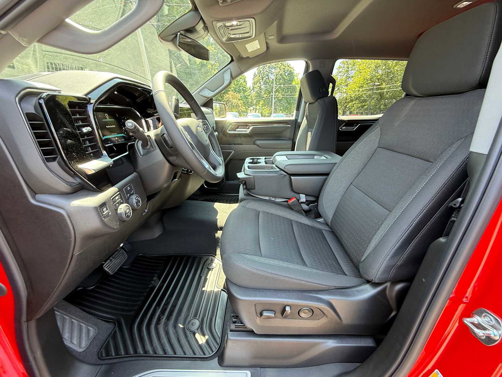 New 2026 Chevrolet Silverado 1500 LT image 15