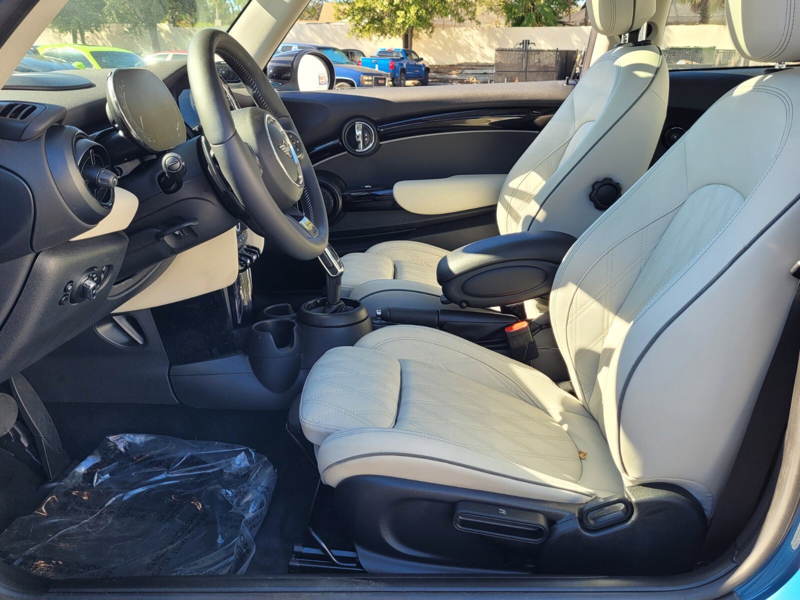 Used 2022 MINI Cooper S image 10