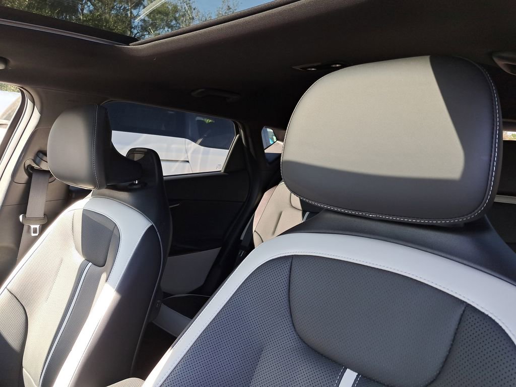 Used 2025 Kia EV6 GT-Line image 16