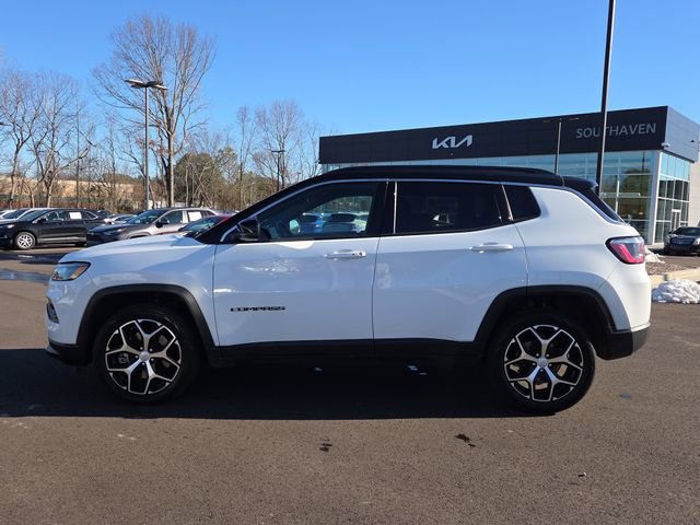 Used 2024 Jeep Compass Limited image 2