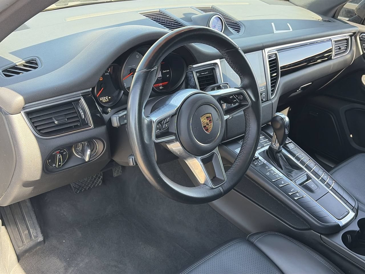 Used 2017 Porsche Macan S AWD/4WD image 17