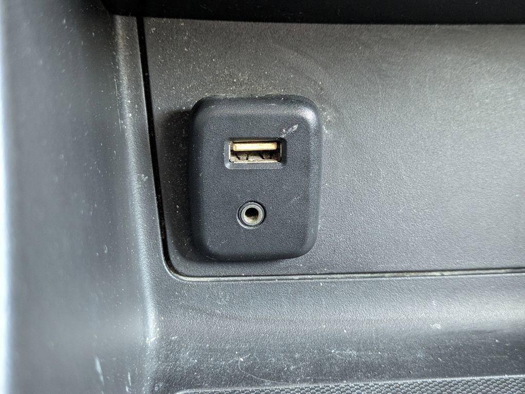 Used 2016 Chevrolet Colorado LT image 23