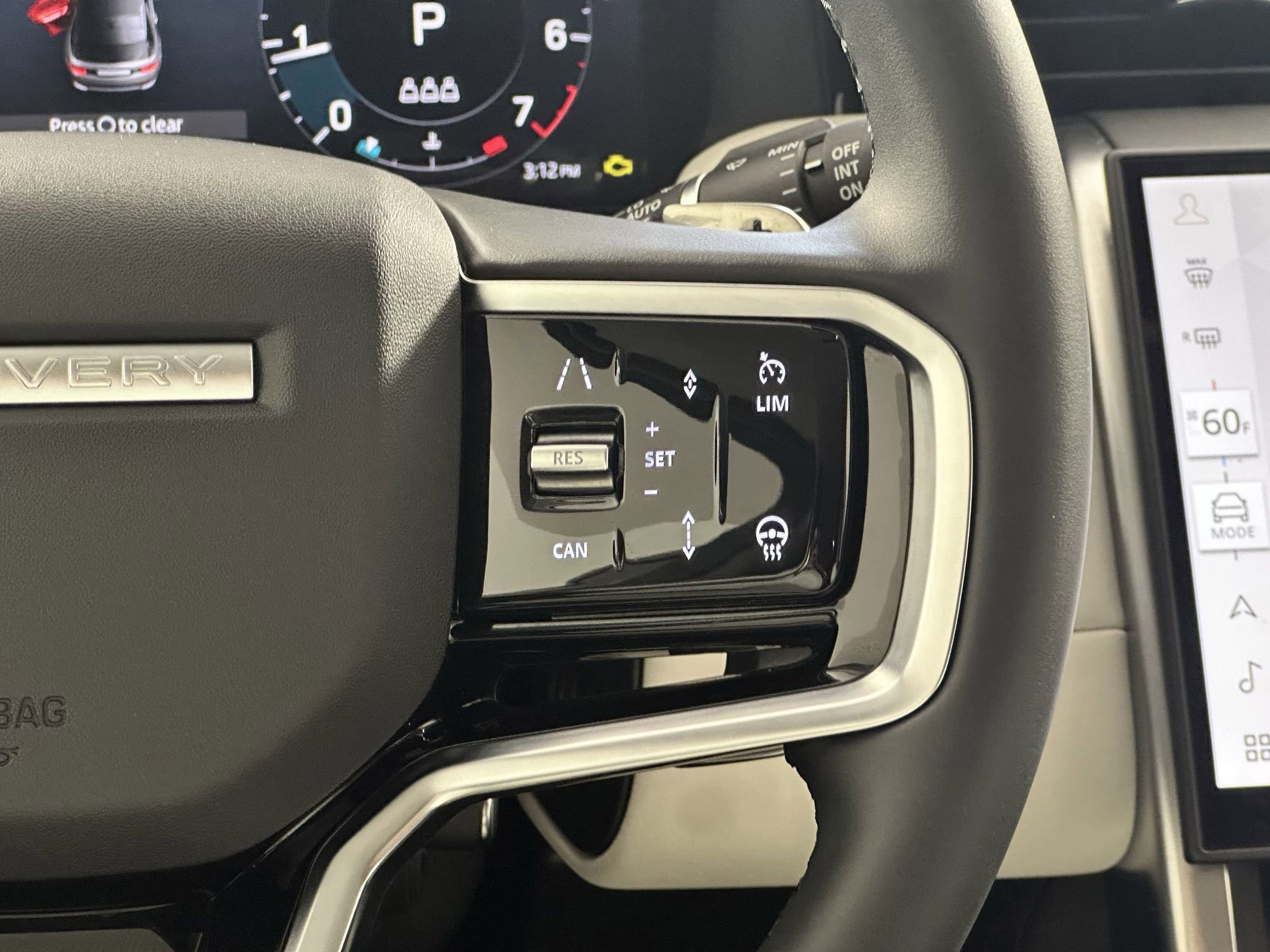 Certified 2025 Land Rover Discovery Sport S image 21