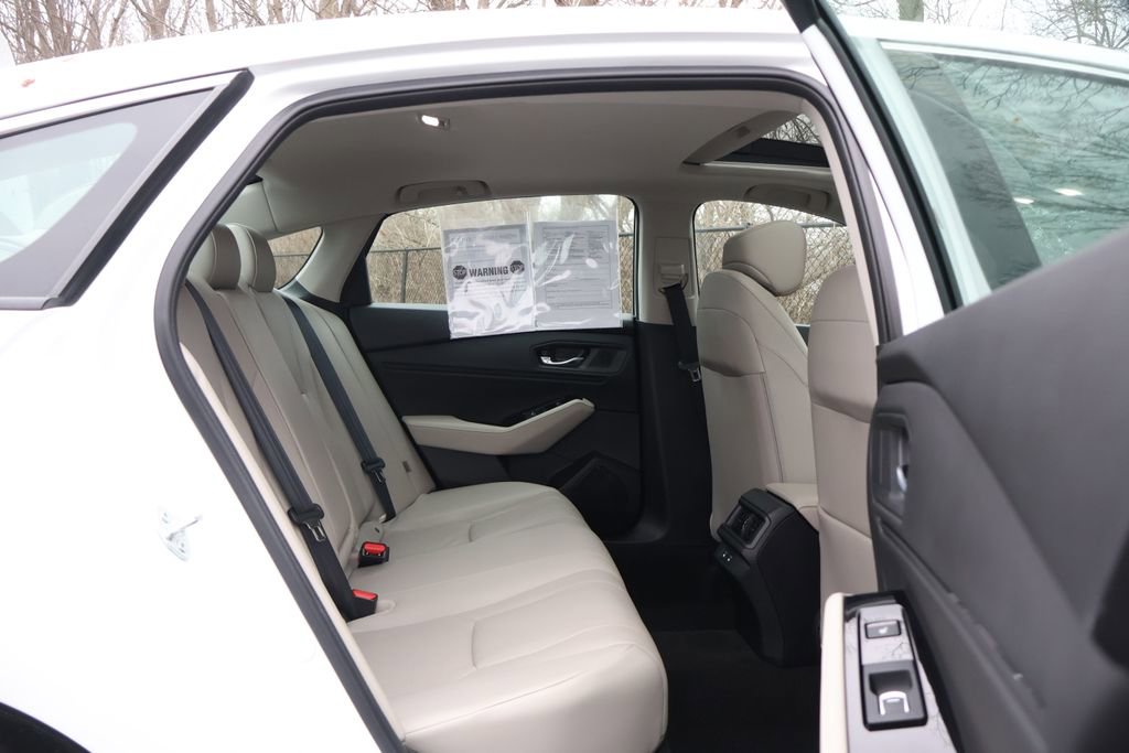 Used 2023 Honda Accord Touring image 47