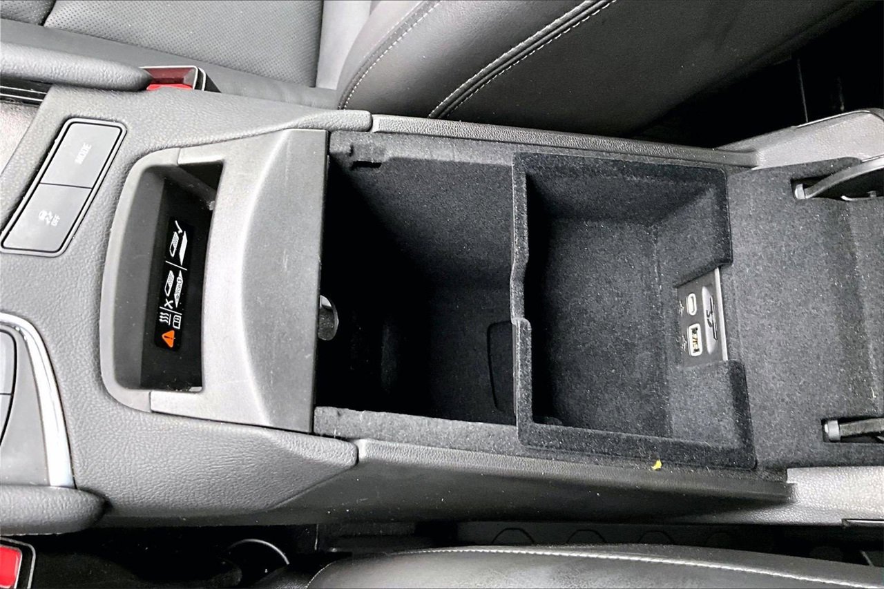 Used 2022 Cadillac XT6 Premium Luxury w/ Technology Package image 18