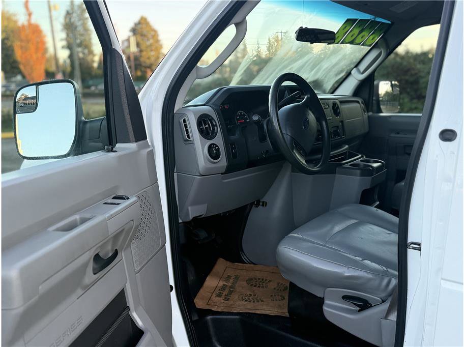 Used 2014 Ford E-150 and Econoline 150 Commercial w/ Commercial Cargo Van Package image 11