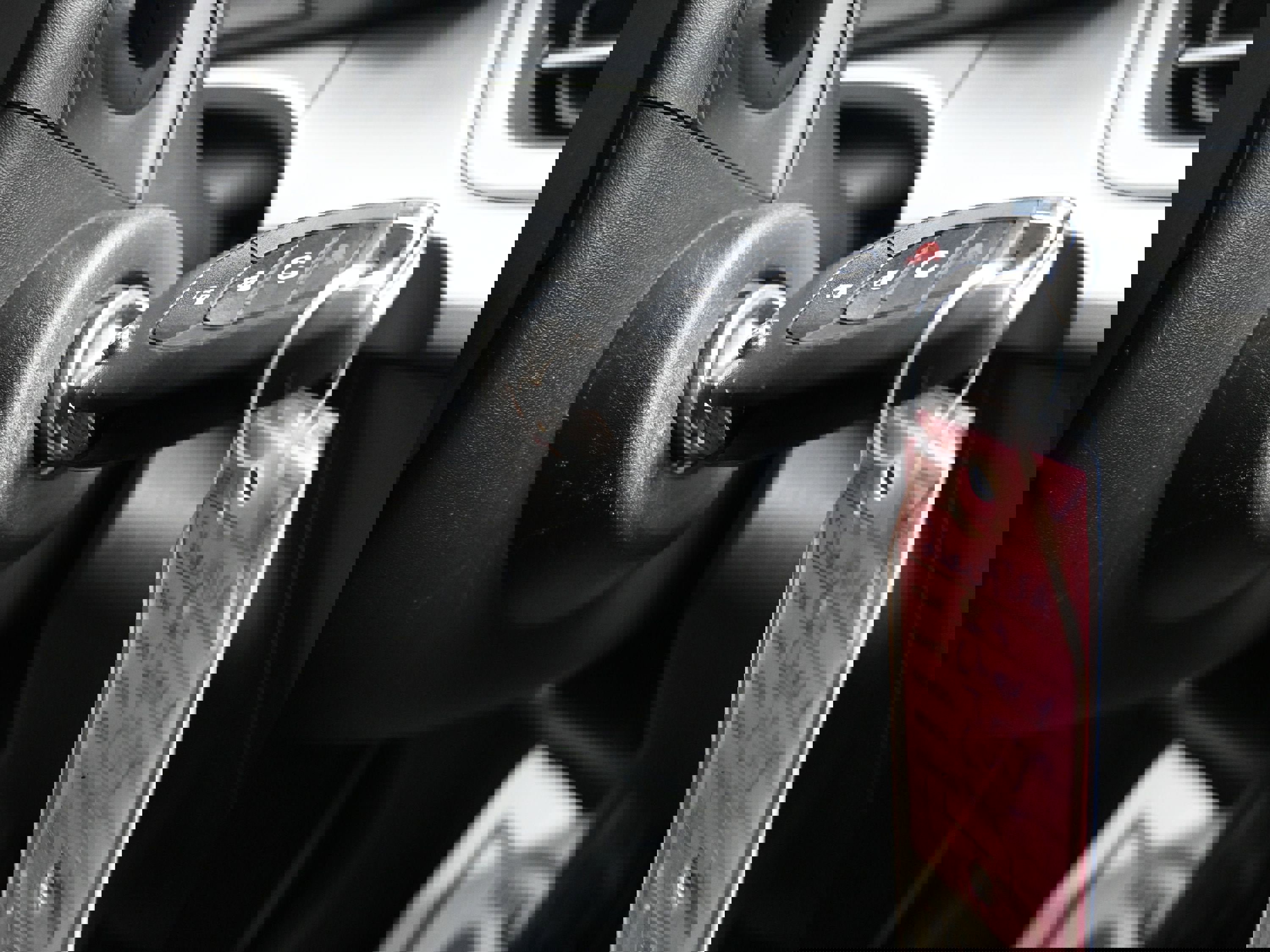 Certified 2024 Chevrolet Trax RS w/ Driver Confidence Package image 17