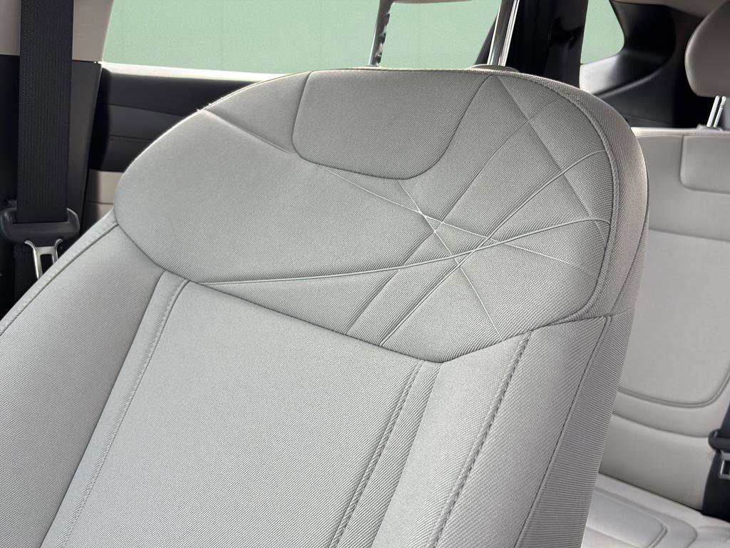 Certified 2025 Hyundai Tucson SE image 46