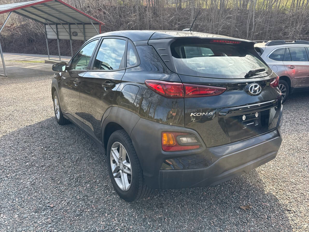 Used 2021 Hyundai Kona SE image 4