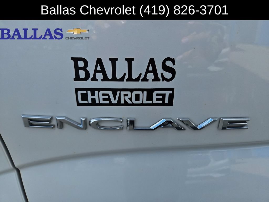 Used 2022 Buick Enclave Essence w/ Sport Touring Edition FWD image 32