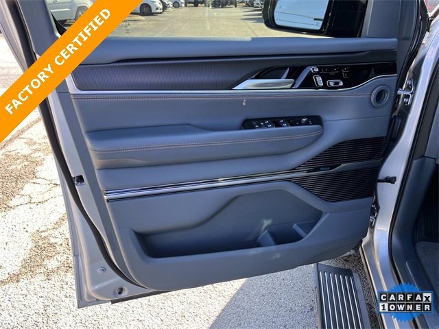 Certified 2024 Jeep Grand Wagoneer Series III w/ Rear Seat Video Group 1 image 25