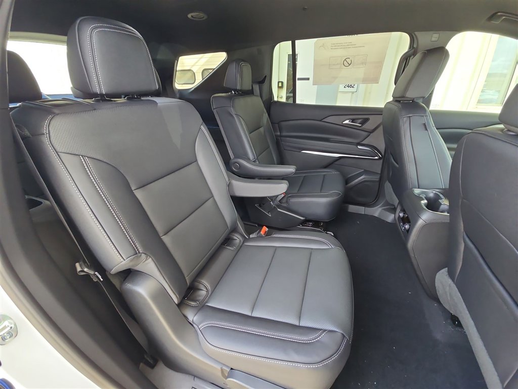 New 2026 Chevrolet Traverse LT w/ Midnight/Sport Edition image 26