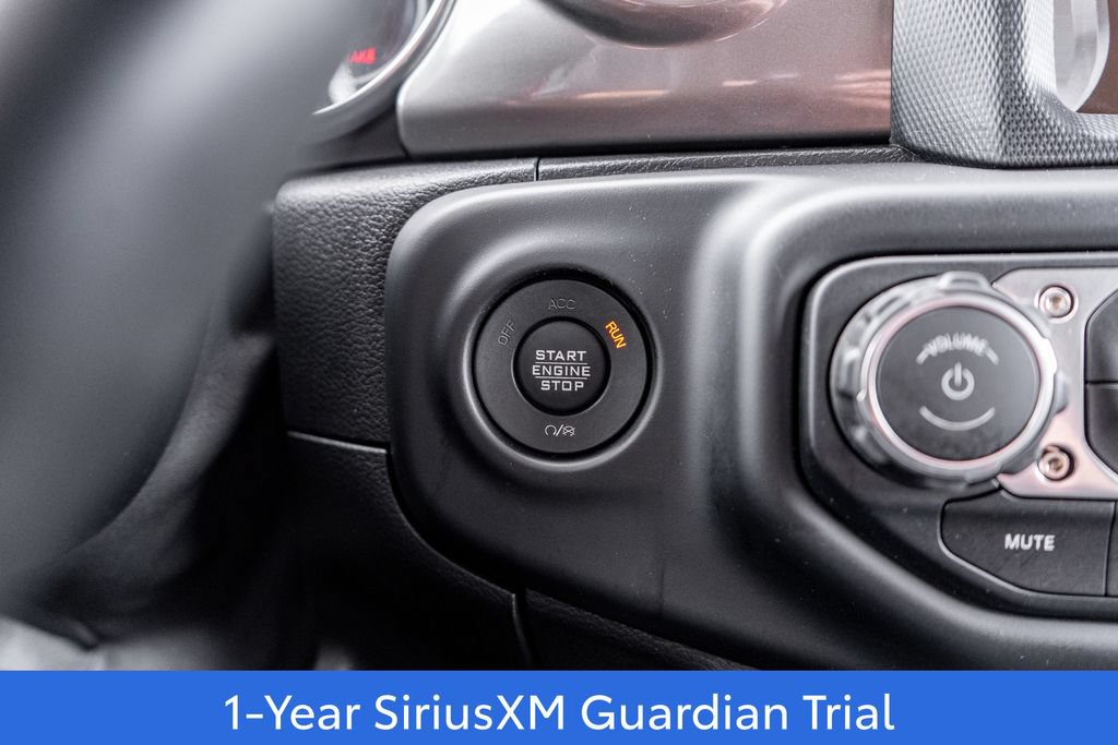 Used 2019 Jeep Wrangler Unlimited Sahara AWD/4WD image 25