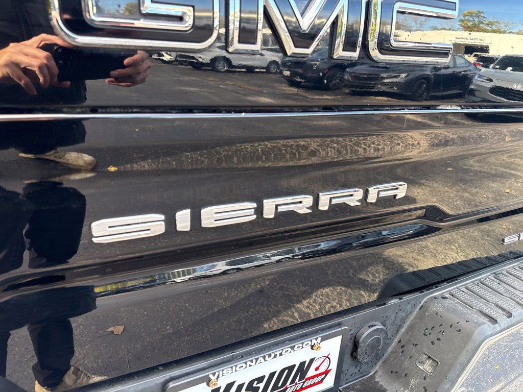 Used 2021 GMC Sierra 1500 SLT w/ SLT Premium Plus Package AWD/4WD image 16