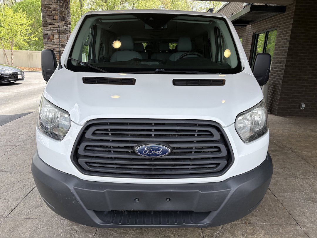 Used 2017 Ford Transit 350 XL image 3