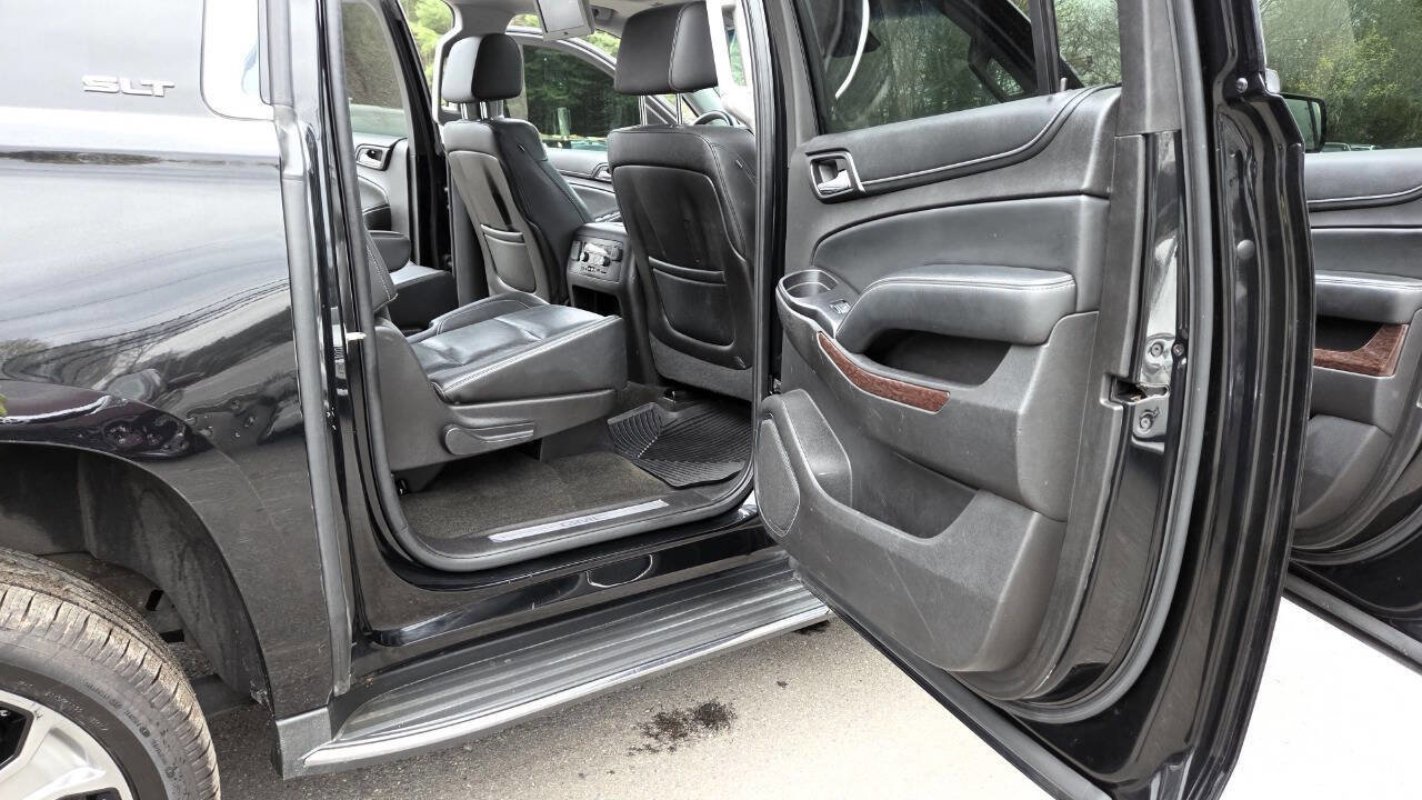 Used 2016 GMC Yukon XL SLT w/ Open Road Package AWD/4WD image 39