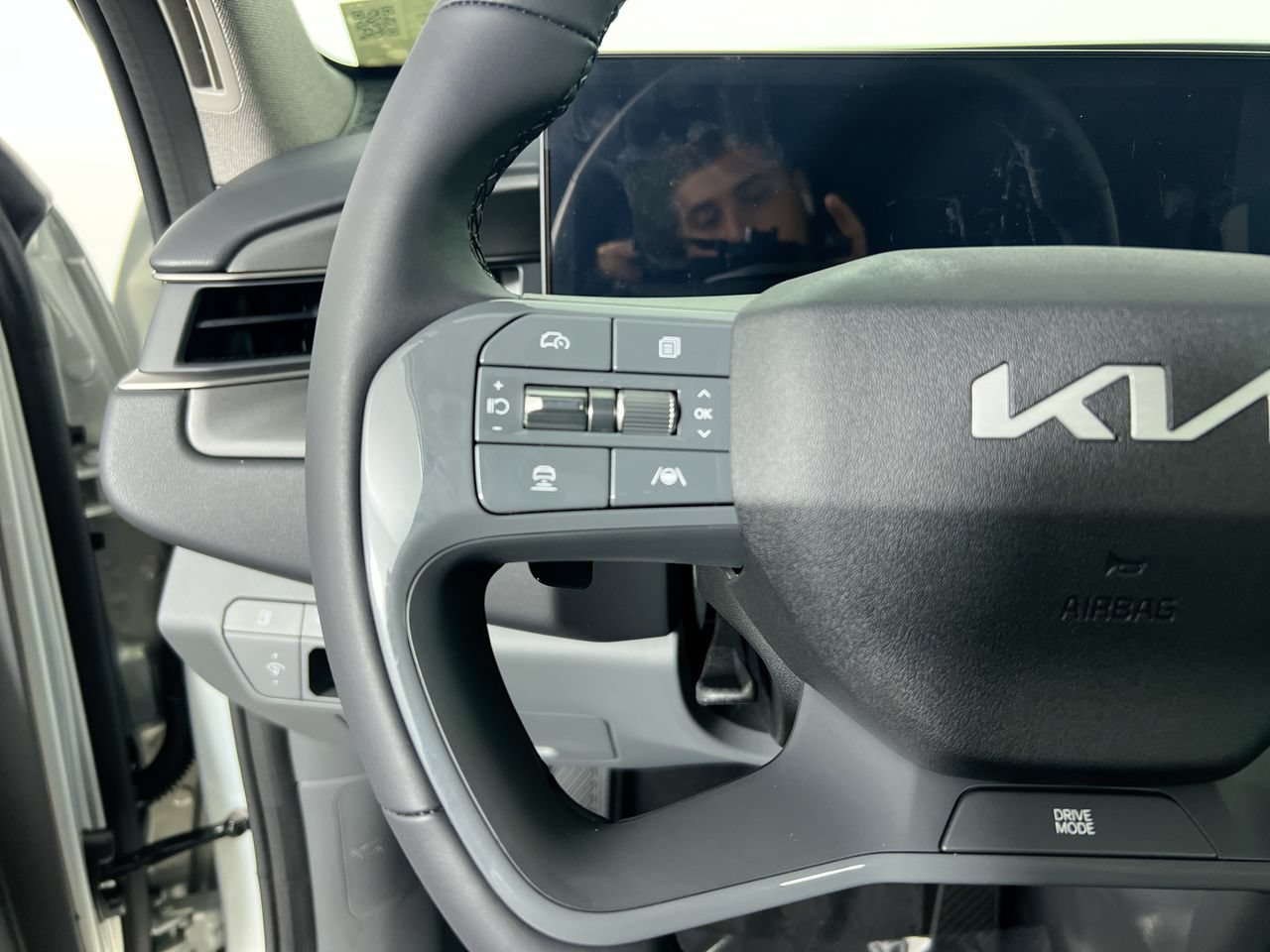 New 2026 Kia EV9 Light RWD image 18