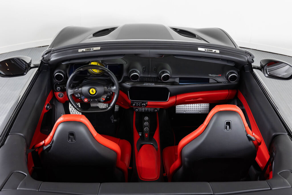 Certified 2023 Ferrari Portofino M image 33