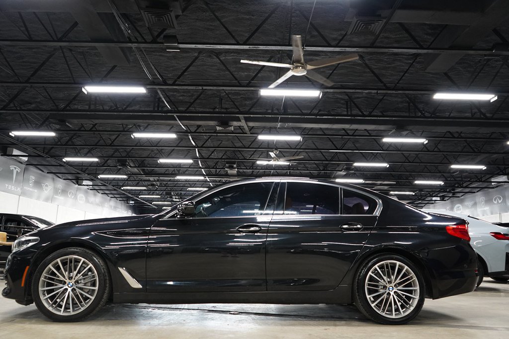 Used 2017 BMW 540i RWD image 2